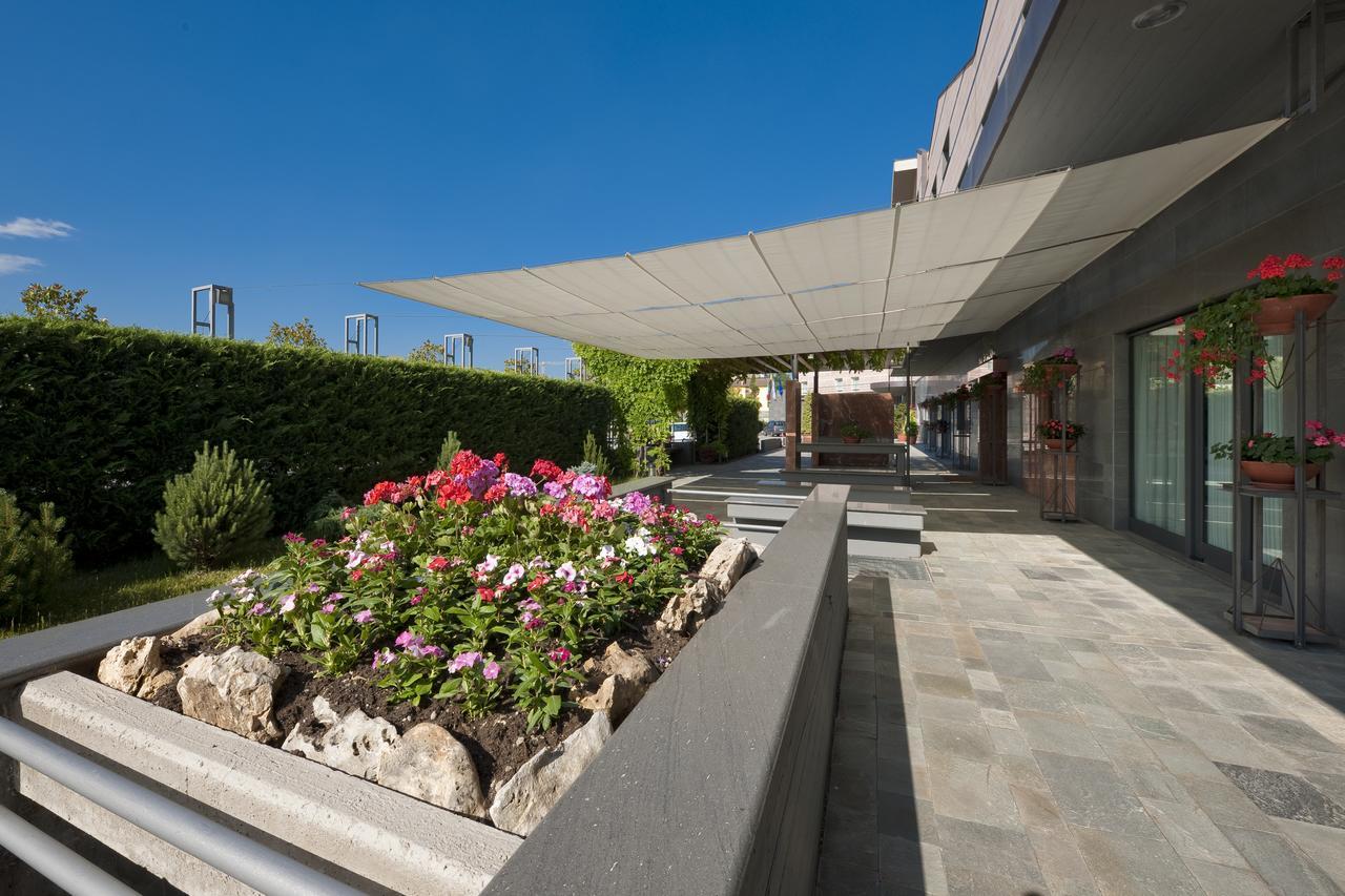 Park Hotel Centro Congressi Potenza Kültér fotó