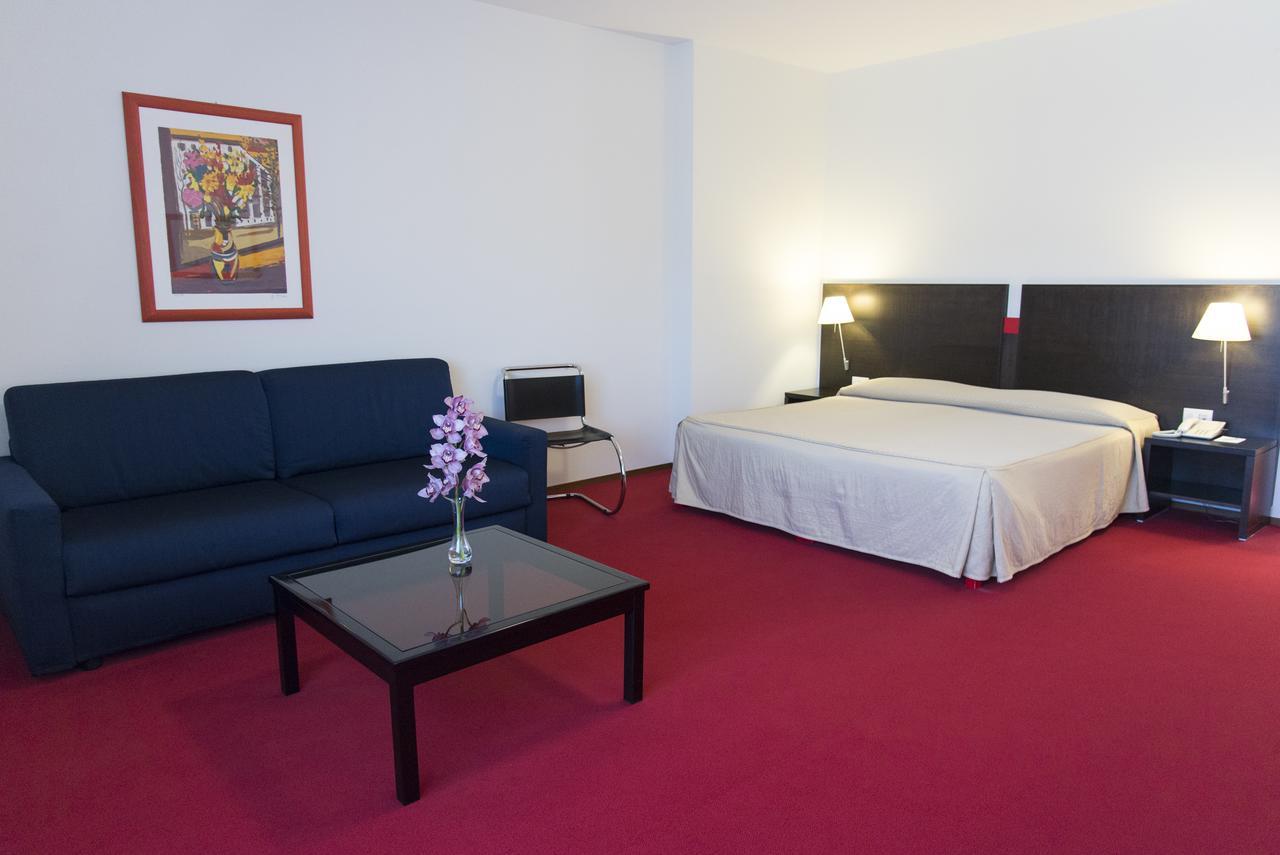 Park Hotel Centro Congressi Potenza Kültér fotó